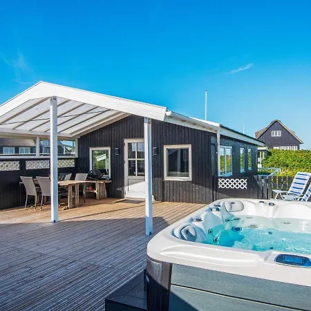 6 Person Holiday In Ringk Bing